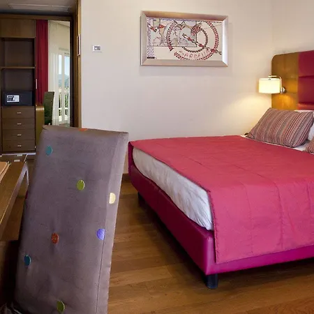 Plaza 4* Sorrento