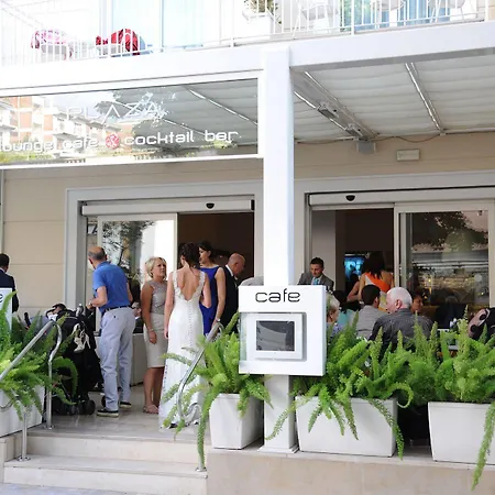 Plaza Szálloda 4*