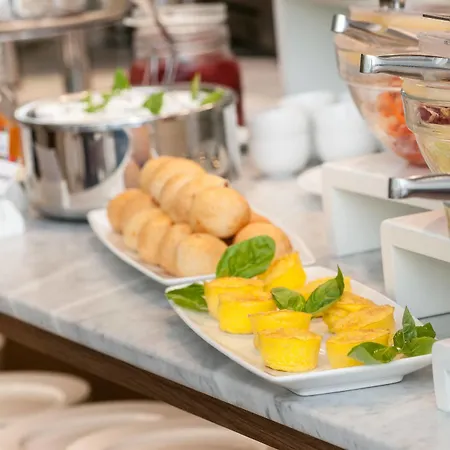 Szálloda Plaza 4*