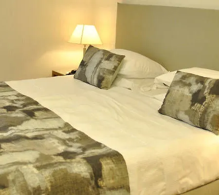 Hotel Plaza 4*