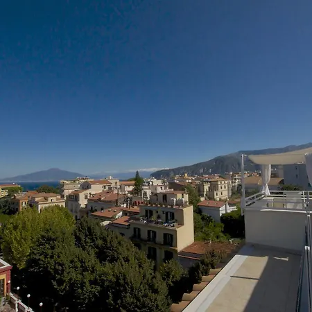 Plaza Sorrento